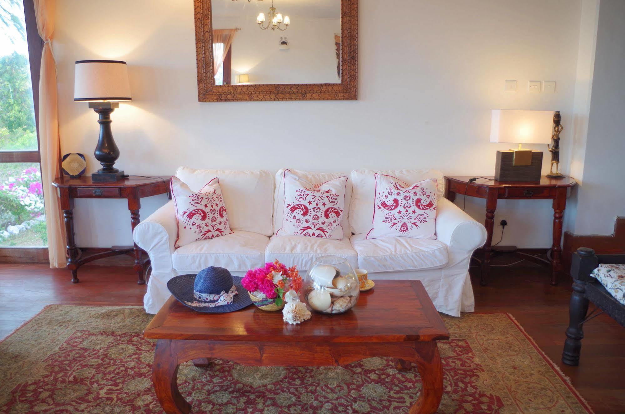 מאטמווה Karabai Villa מראה חיצוני תמונה